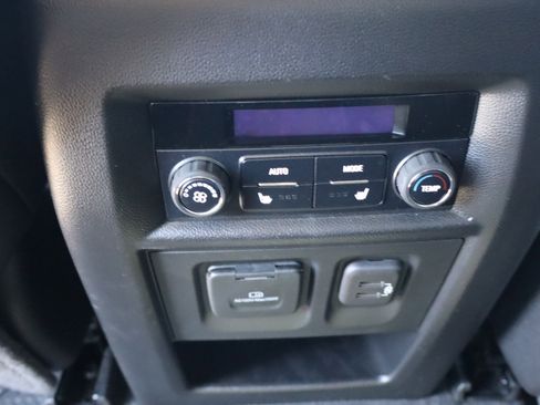 Used 2020 Chevrolet Traverse Premier w/ Redline Edition image 34