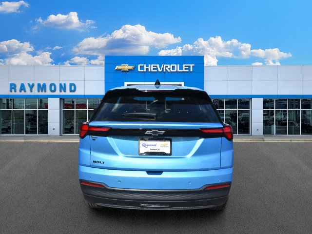 New 2027 Chevrolet Bolt LT w/ Comfort Package FWD image 5