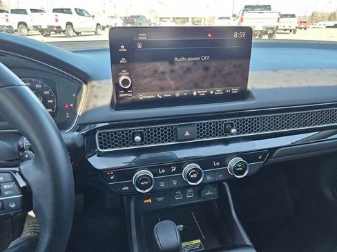 Used 2024 Honda Civic Touring image 16