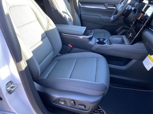 New 2026 GMC Terrain AT4 w/ Convenience Package III image 42