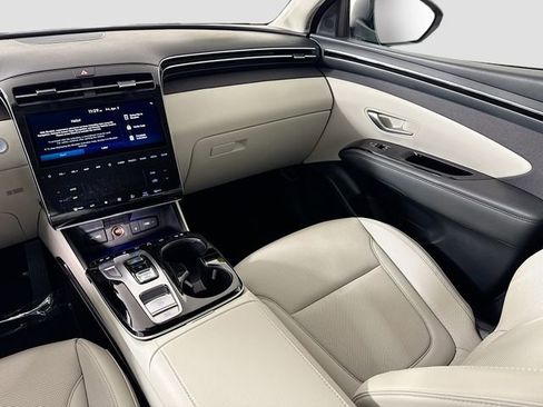 Used 2023 Hyundai Tucson Limited image 25