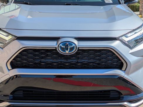 Used 2024 Toyota RAV4 XSE w/ Weather Package AWD/4WD image 10