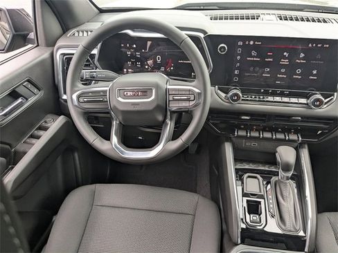 New 2026 GMC Canyon Elevation w/ Convenience Package image 16