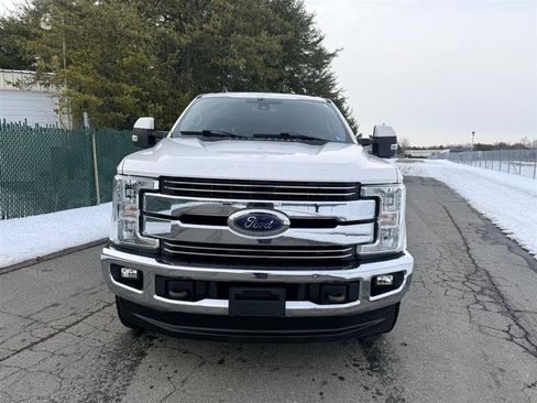 Used 2019 Ford F350 Lariat w/ Lariat Ultimate Package image 2