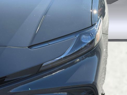 Certified 2025 Toyota Camry SE image 10