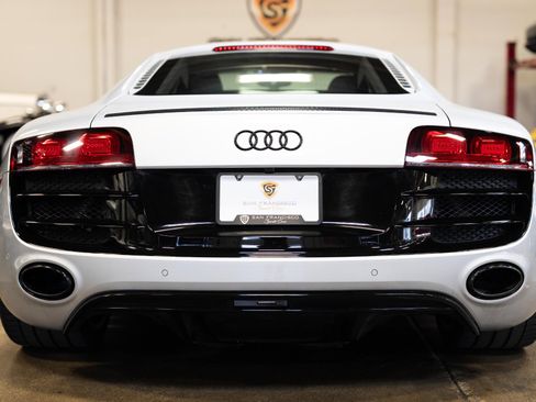 Used 2011 Audi R8 V10 image 28
