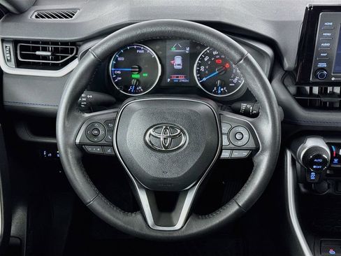 Used 2022 Toyota RAV4 SE AWD/4WD image 34