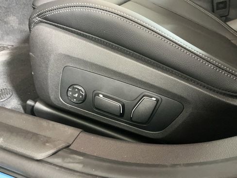 New 2026 BMW 330i Sedan w/ Premium Package image 21