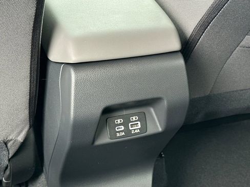 Certified 2025 Subaru Crosstrek 2.0i Premium image 14