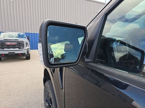 Used 2023 Ford F150 Lariat w/ Equipment Group 502A High image 6