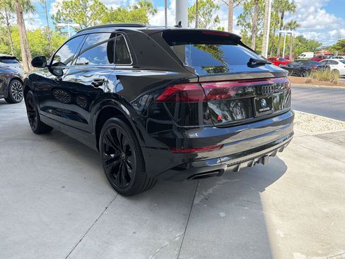 Used 2025 Audi Q8 Premium Plus AWD/4WD image 3