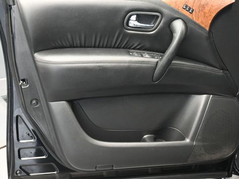 Used 2023 Nissan Armada SL w/ Cargo Package image 10