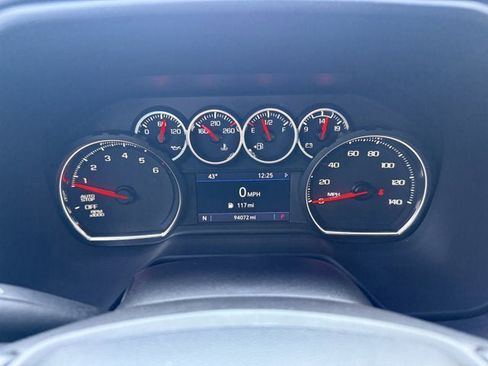 Used 2021 Chevrolet Suburban RST w/ Luxury Package image 25