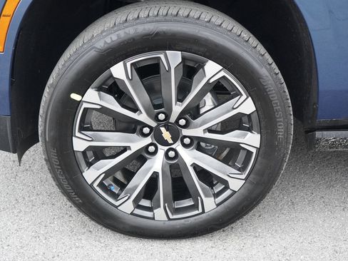 New 2026 Chevrolet Suburban High Country image 10