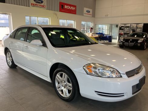 Used 2012 Chevrolet Impala LT w/ LT Sunroof Package image 3