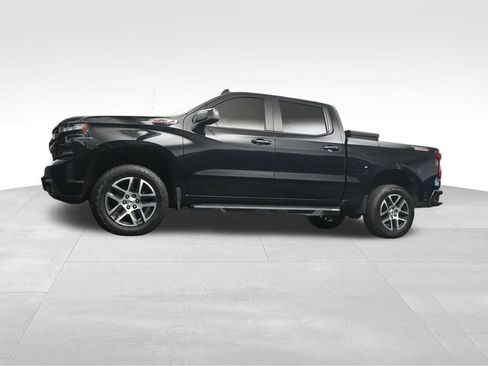 Used 2019 Chevrolet Silverado 1500 LT Trail Boss AWD/4WD image 11