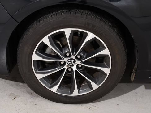 Used 2016 Toyota Avalon XLE FWD image 23