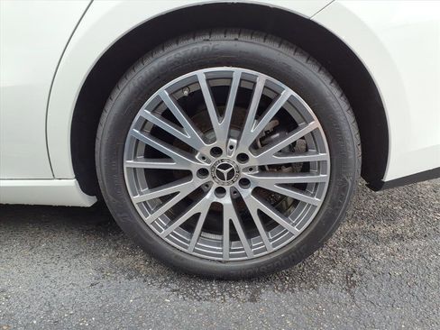 Used 2025 Mercedes-Benz CLA 250 image 24