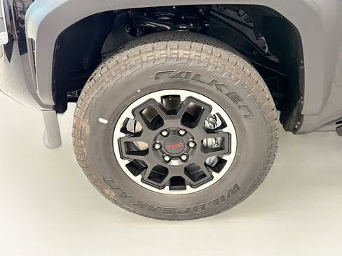New 2025 Toyota Tacoma TRD Off-Road image 24