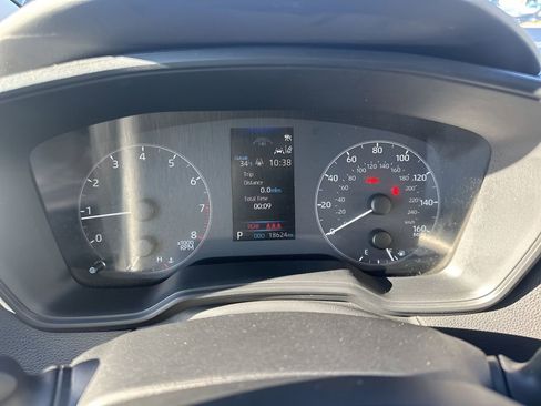 Used 2025 Toyota Corolla LE image 19