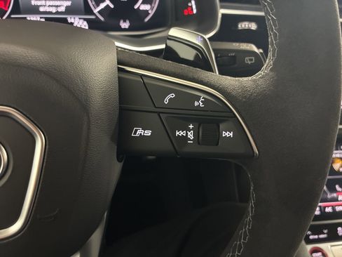 Used 2025 Audi RS Q8 performance image 13