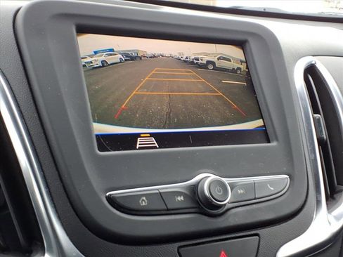 Used 2021 Chevrolet Equinox LT image 13