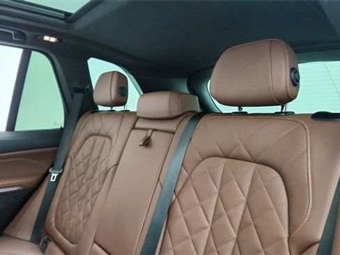 Used 2026 BMW X5 sDrive40i image 29