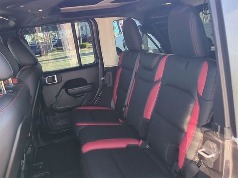 Used 2024 Jeep Wrangler Rubicon w/ Safety Group image 14