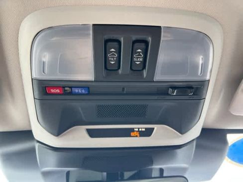 Certified 2024 Subaru Crosstrek 2.0i Premium image 30