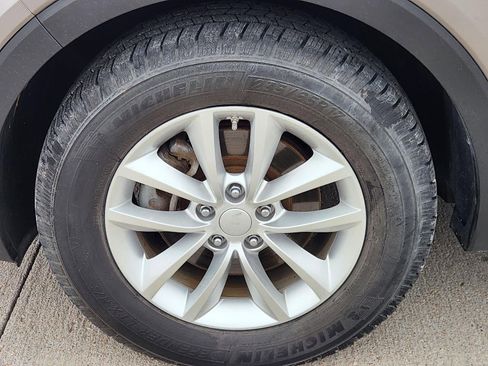Used 2016 Kia Sorento AWD image 25