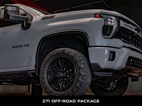 Used 2024 Chevrolet Silverado 2500 LTZ w/ LTZ Plus Package AWD/4WD image 11