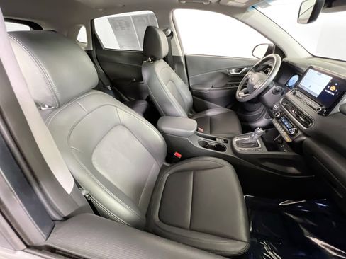 Used 2023 Hyundai Kona Limited image 28