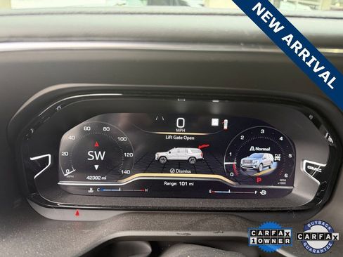 Used 2022 GMC Yukon Denali image 9