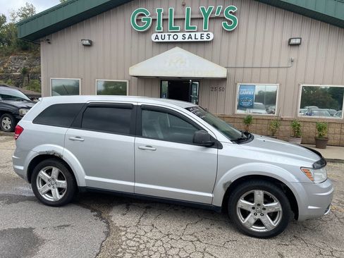 Used 2009 Dodge Journey SXT w/ Flexible Seating Group image 1