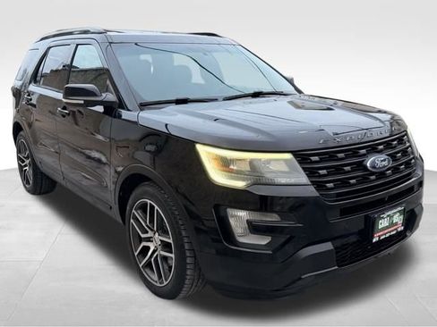 Used 2016 Ford Explorer Sport w/ Equipment Group 401A image 3