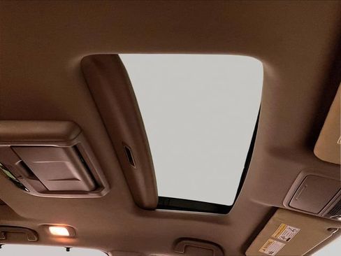 Used 2018 Honda Pilot Elite image 22