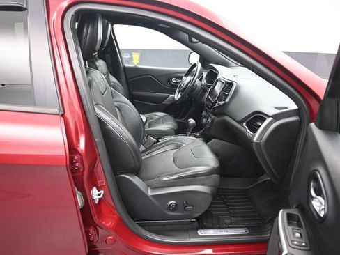 Used 2019 Jeep Cherokee High Altitude AWD/4WD image 44