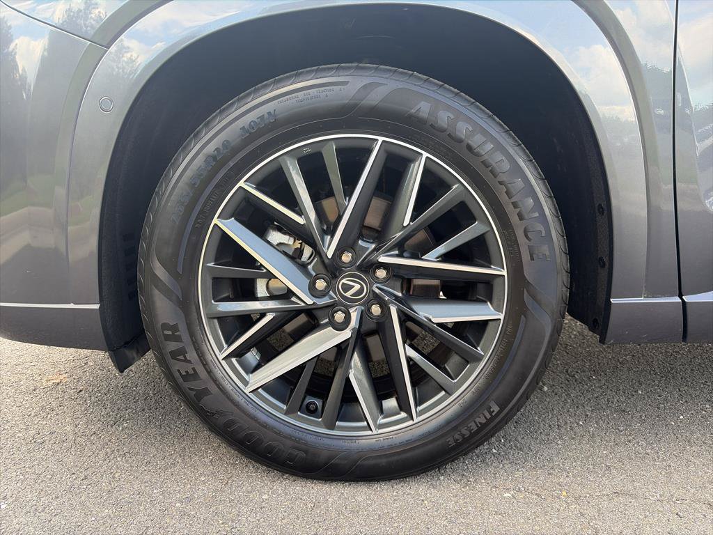 Used 2024 Lexus TX 350 AWD w/ Captains Chair Package image 26