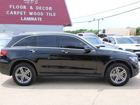 Used 2022 Mercedes-Benz GLC 300 image 2