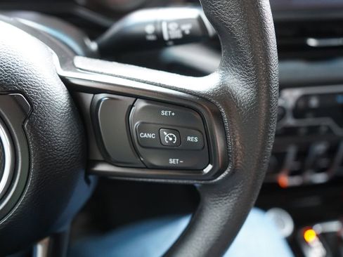 Used 2025 Jeep Gladiator Sport AWD/4WD image 30