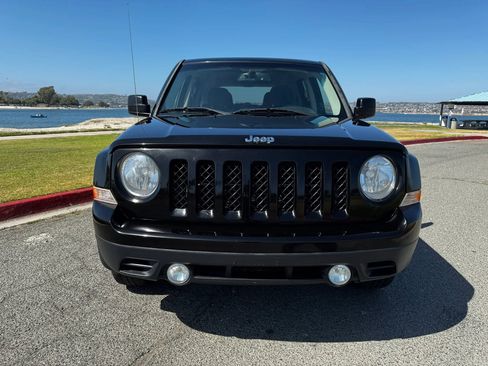 Used 2014 Jeep Patriot Sport w/ Power Value Group FWD image 8