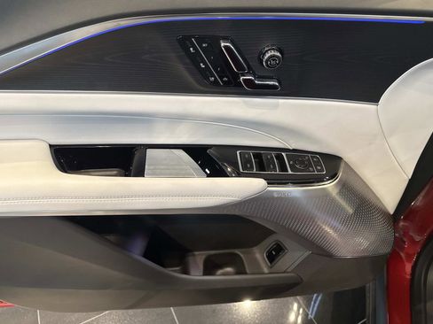 New 2025 Cadillac Lyriq Luxury image 20