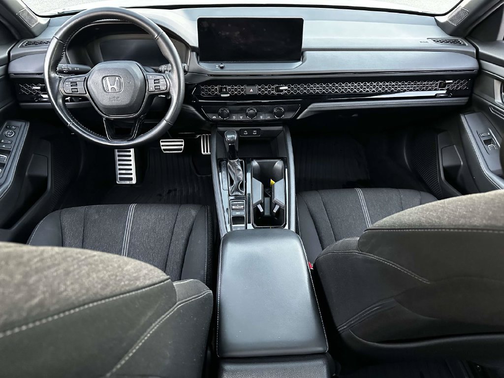 Used 2023 Honda Accord Sport image 17