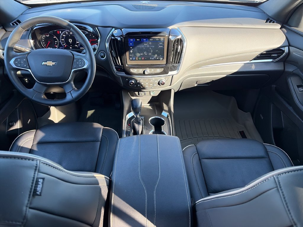 Used 2023 Chevrolet Traverse Premier AWD/4WD image 13