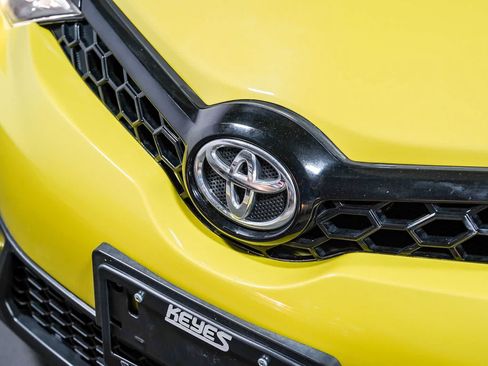 Certified 2017 Toyota Corolla iM w/ Carpet Mat Package FWD image 9