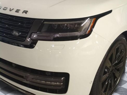 New 2026 Land Rover Range Rover SE AWD/4WD image 10