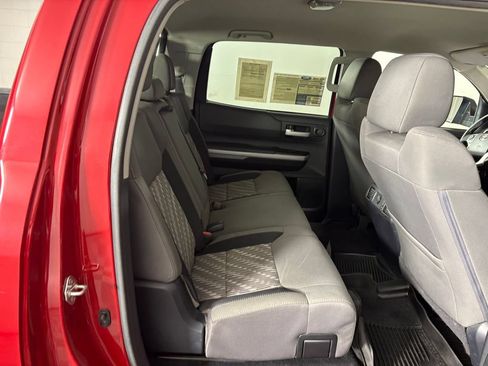 Used 2018 Toyota Tundra SR5 w/ SR5 Upgrade Package RWD image 31