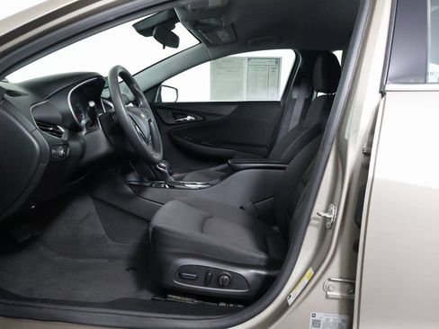 Used 2024 Chevrolet Malibu LT FWD image 10