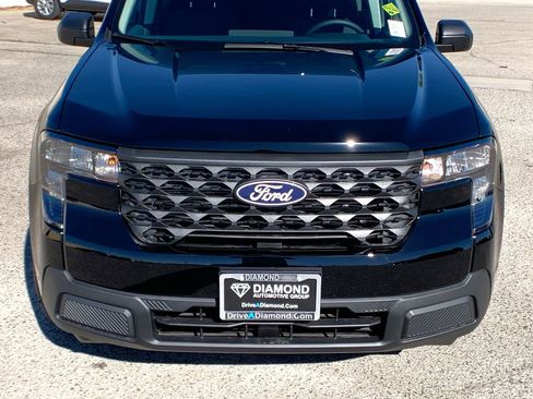 New 2025 Ford Maverick XL image 10