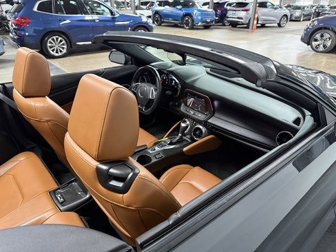 Used 2017 Chevrolet Camaro SS image 19